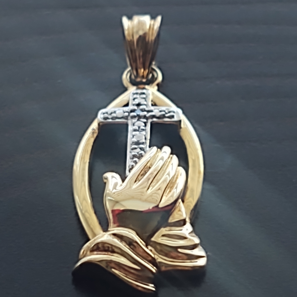 Praying Hands Pendant